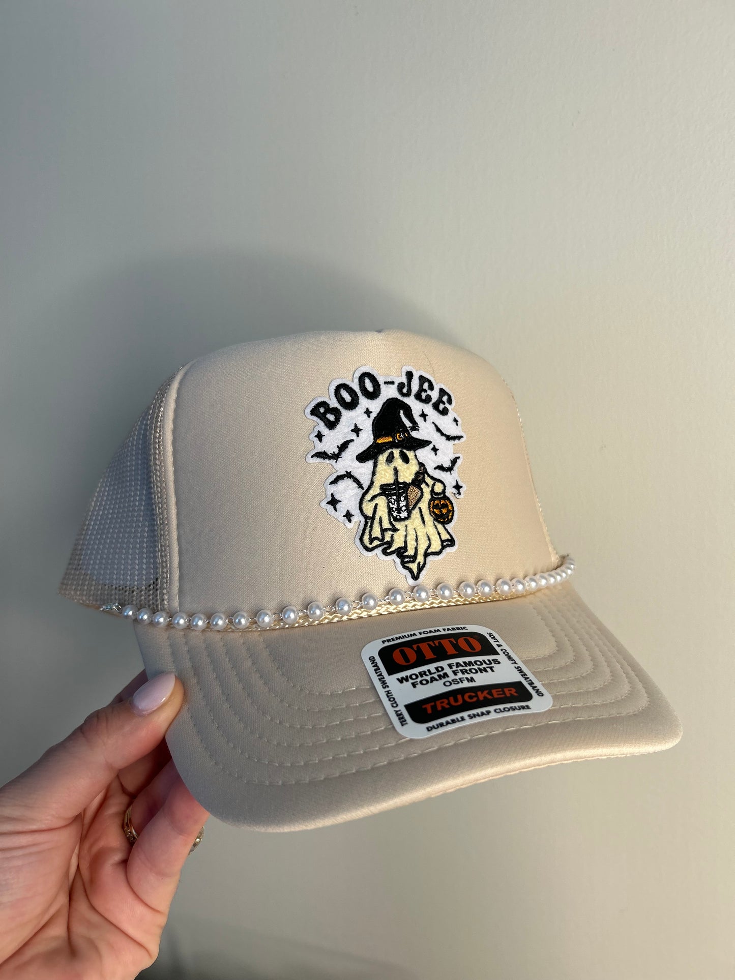 Boo-jee Hat (with pearls)